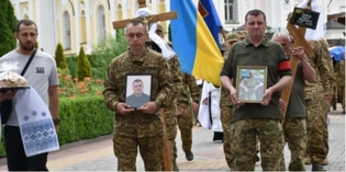 У Луцьку попрощались із Героями Андрієм Кравчуком та Романом Смалем (фото)