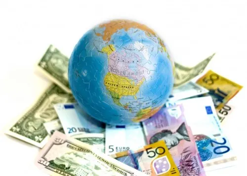 Від початку року заробітчани переказали в Україну понад $5,5 мільярда – Нацбанк