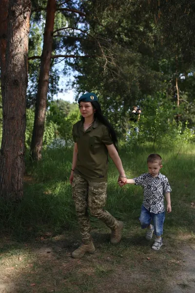 Сергій «Волина» Волинський продовжує допомагати морпіхам навіть у полоні (фото)