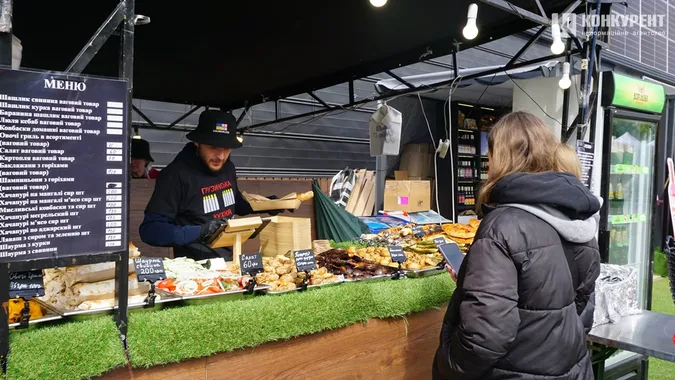 Як минув перший день ювілейного Food Fest у Луцьку (фото)