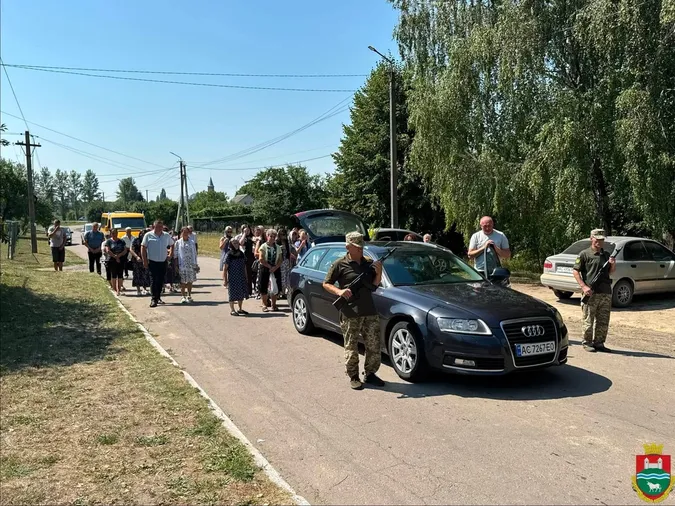 Понад три роки після загибелі: на Волині дозахоронили захисника Ігоря Сімончука (фото)