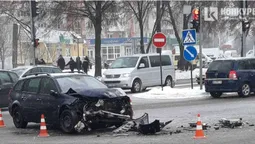 У Луцьку на Соборності потрощилися легковики (фото)