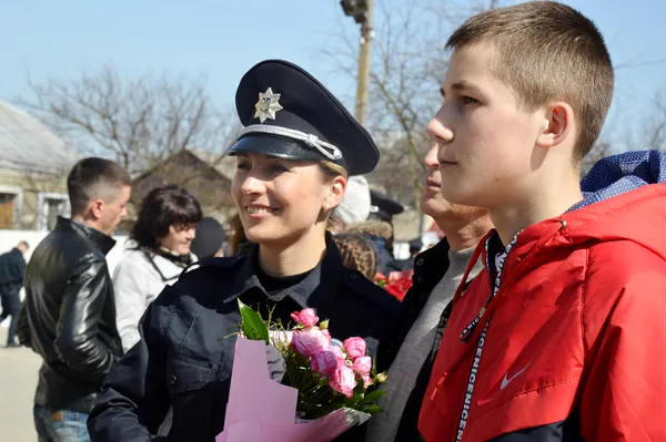Нові патрульні поліцейські розповіли, як треба себе поводити на Пасху (фото)