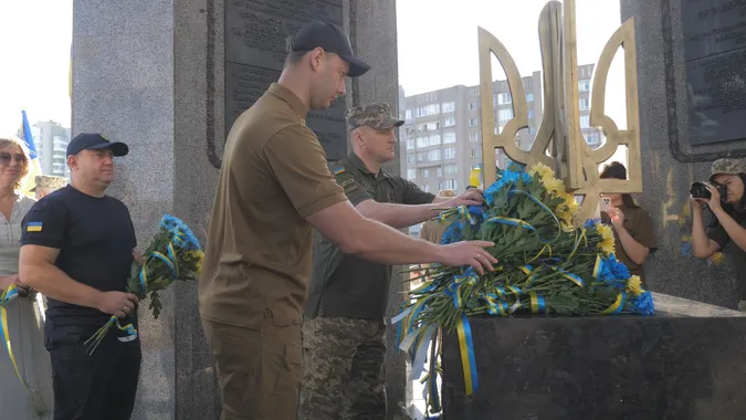 У День Незалежності України в Луцьку вшанували борців за волю (фото, відео)