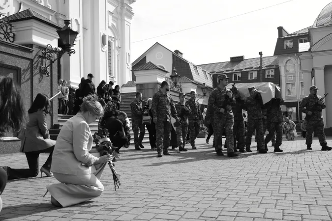 У Луцьку попрощалися із загиблим на Бєлгородщині Сергієм Аксьоновим (фото)