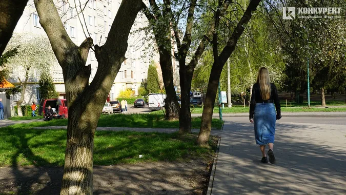 Сонце, квіти і коти: Луцьк заполонила справжня весна (фото)