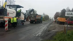 На Волині ремонтують дорогу до Шацьких озер (фото)