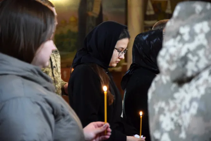 У Луцьку п'ятьом родинам загиблих прикордонників вручили їхні посмертні нагороди (фото)