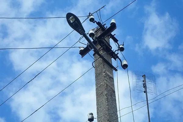 У дворах у центрі Луцька немає освітлення