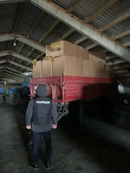 На Волині викрили нелегальне виробництво тютюну в промислових масштабах (фото)
