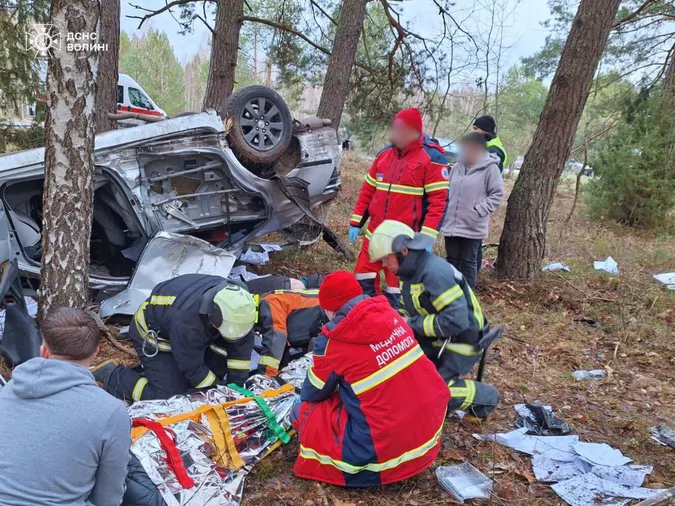 Пасажирка загинула на місці: на Маневиччині – аварія (фото)