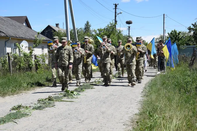 На Волині попрощалися з прикордонником Іллею Добринюком, який загинув під час оборони Авдіївки (фото)