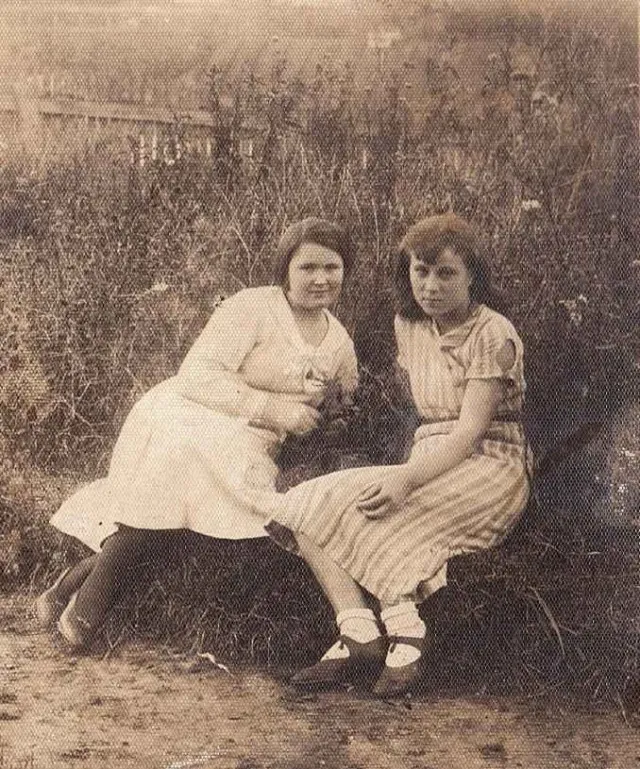 Сестрички, 1930-ті роки