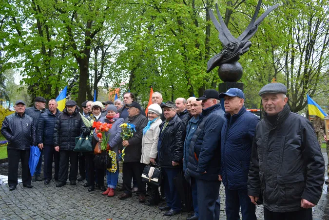 У Луцьку вшанували пам'ять жертв Чорнобильської катастрофи (фото)