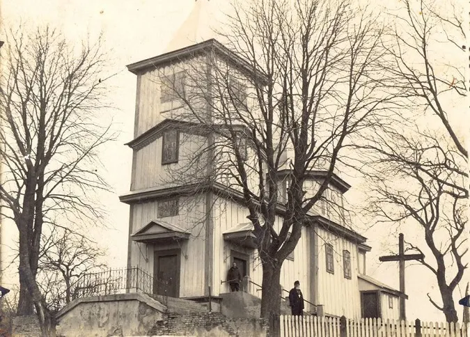 Показали інтер’єр волинської церкви 1930-х років (ретросвітлина)