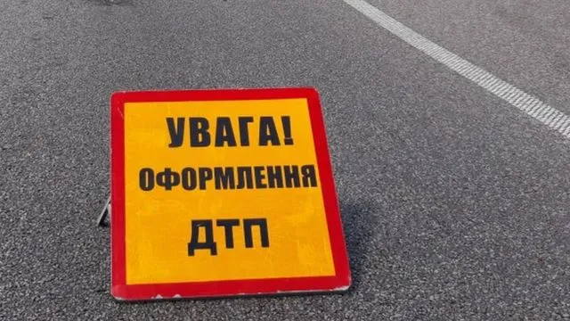 Перебігав дорогу: у Луцьку авто збило дитину