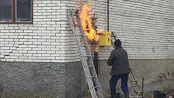 У Луцьку загорівся загальнобудинковий  лічильник (фотофакт)