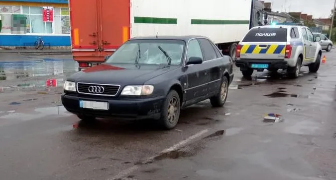 У Маневичах Audi збила пішохода (фото)