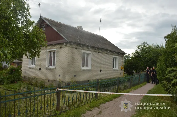 Кривава смерть: на Волині 15-річний хлопець ломом забив стареньку