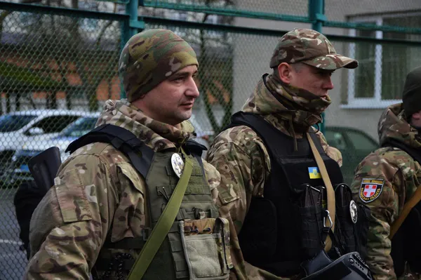 Волинські поліцейські-добровольці відбули в бригаду НПУ «Лють» (фото, відео)