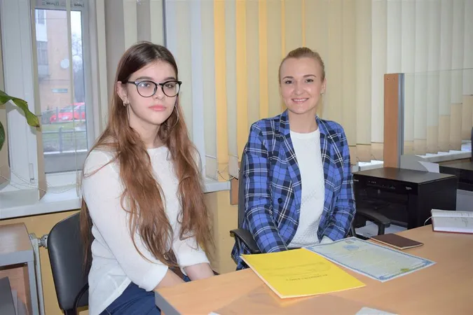 У луцькому ЦНАПі десятикласники стали адміністраторами (фото)