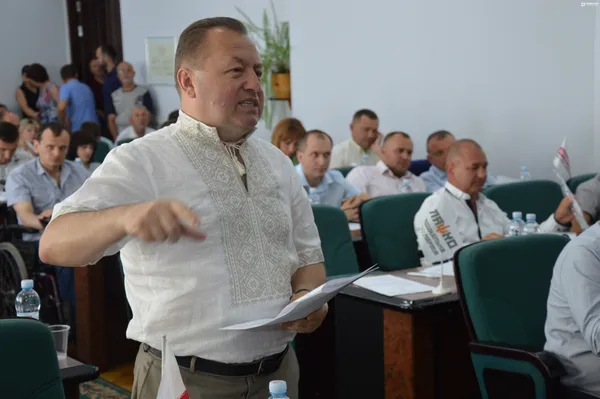 Григорій Пустовіт не терпить помилок, особливо граматичних