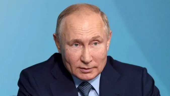 Путіна запитали, чи нападе на Україну. Він відповів