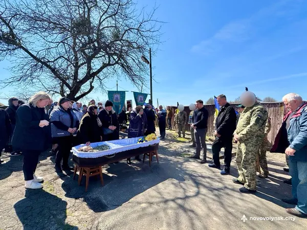 На Волині попрощалися із захисником Степаном Остапусем (фото)