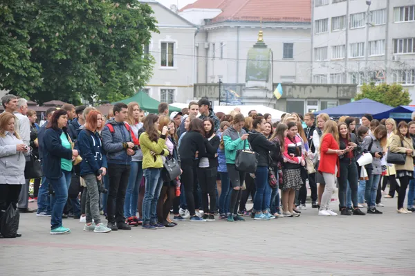 Торгівля по-волинськи: у центрі Луцька – святковий ярмарок (фото)