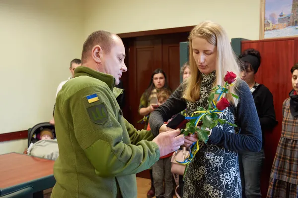 У Луцьку вручили державні нагороди родинам загиблих Героїв (фото)