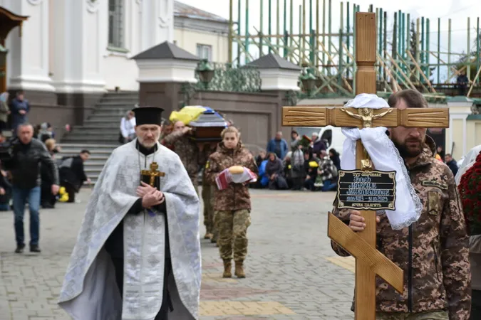 У Луцьку попрощалися із загиблим на Донеччині Максимом Баєвим (фото)