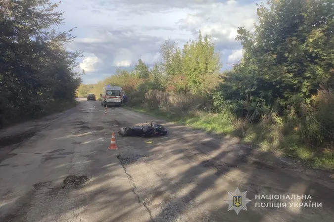 Моторошна аварія на Волині: зіткнулися два мотоцикли, жінка – в реанімації (фото)