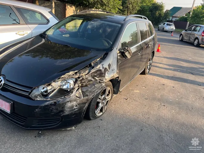 У центрі Луцька п'яний водій вчинив потрійну ДТП (фото)
