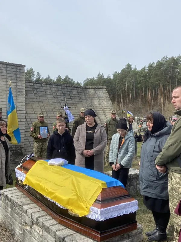 Волинь попрощалася з воїном Петром Ковальчуком (фото, відео)