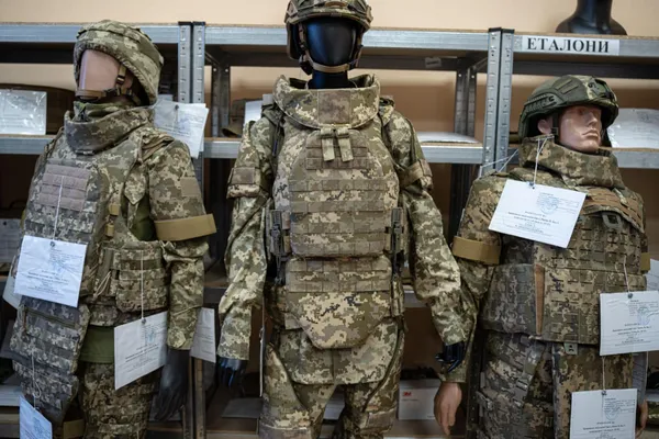 Міноборони затвердило перший бронежилет для жінок