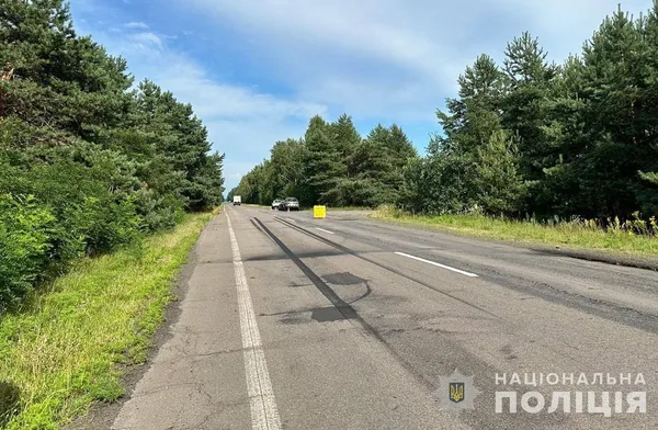 На Волині 68-річний велосипедист порушив ПДР і опинився в лікарні (фото)