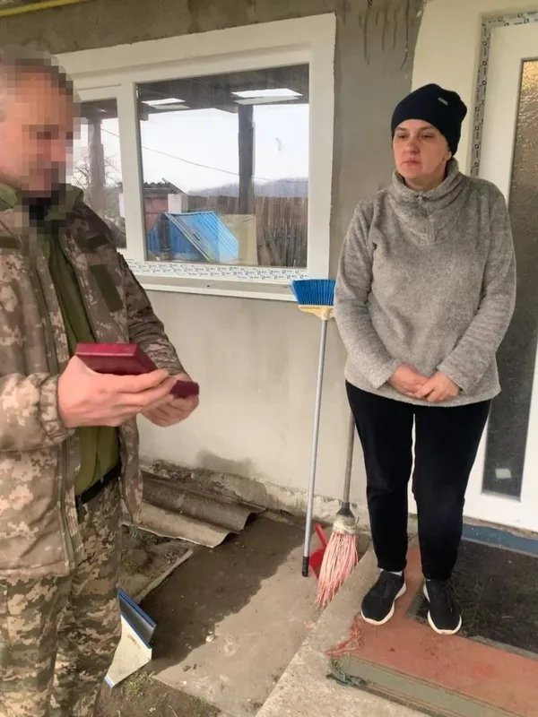 Рідним загиблого Героя з Волині Юрія Повшука вручили медаль «За військову службу Україні» (фото)