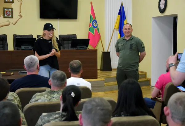 До волинських прикордонників завітала Оля Полякова (фото)