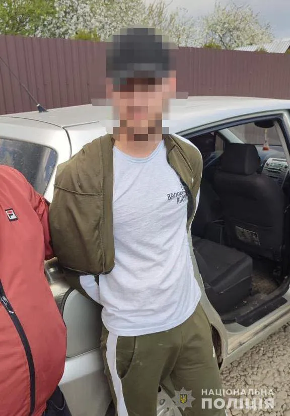 Підводний «трансфер»: на Закарпатті військовозобов'язаних переправляли за кордон через річку (фото)