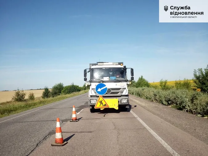 Від Ковеля до ПП «Ягодин – Дорогуськ» ремонтують дорогу (фото)