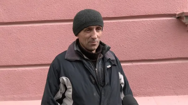 У Луцьку на проспекті Волі ремонтують аварійні балкони: скільки це коштує (відео)