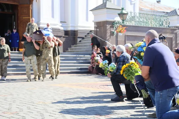У Луцьку попрощалися із загиблим Героєм Анатолієм Хабовцем (фото)