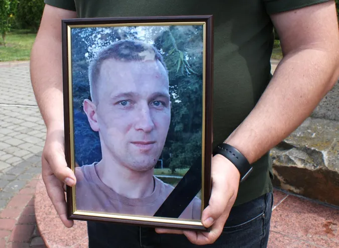 Назавжди 29: на Волині попрощалися з Героєм Анатолієм Радчуком (фото)