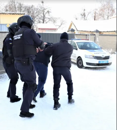 У луцькому суді «заламали» порушника (фото)