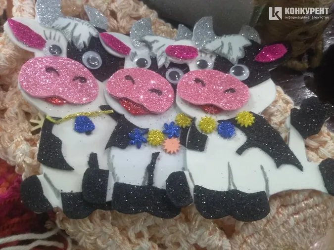 У Луцькраді люди з інвалідністю продають вироби, аби заробити копійку