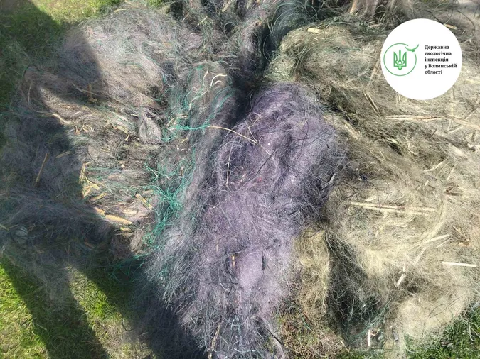 З Шацьких озер витягнули кілометр браконьєрських сіток (фото)