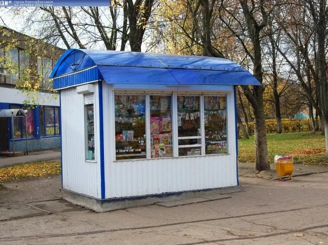 Луцький підприємець хотів зрізати дерева, аби поставити кіоск