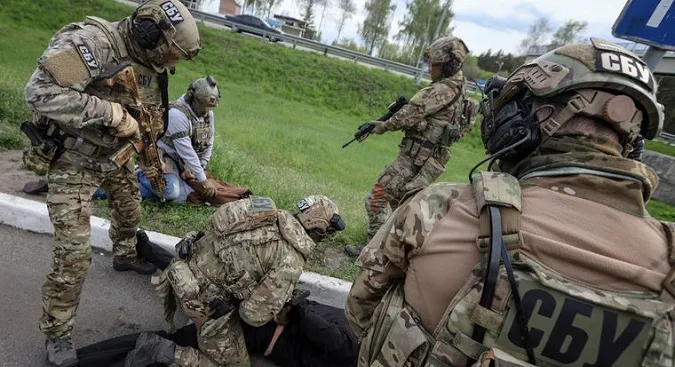 У різних регіонах України СБУ затримала ворожих агентів і колаборантів (відео)