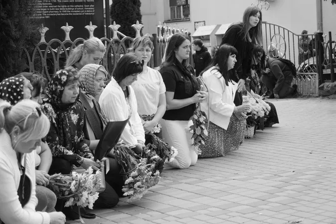 Був багатодітним батьком: на Волині попрощалися з воїном Сергієм Левчуком (фото)
