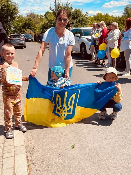 Додому на Волинь повернувся звільнений з полону Захисник Вадим Яковський (фото)